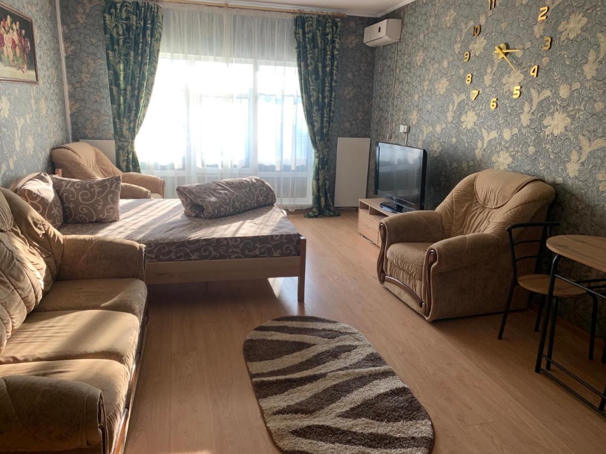 4 Seasons Hotell Boryspil Eksteriør bilde
