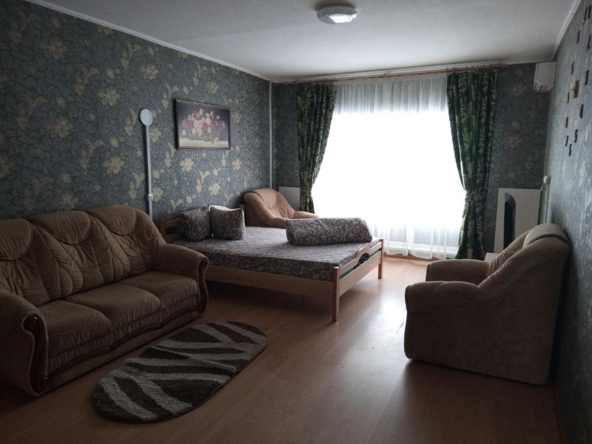 4 Seasons Hotell Boryspil Eksteriør bilde