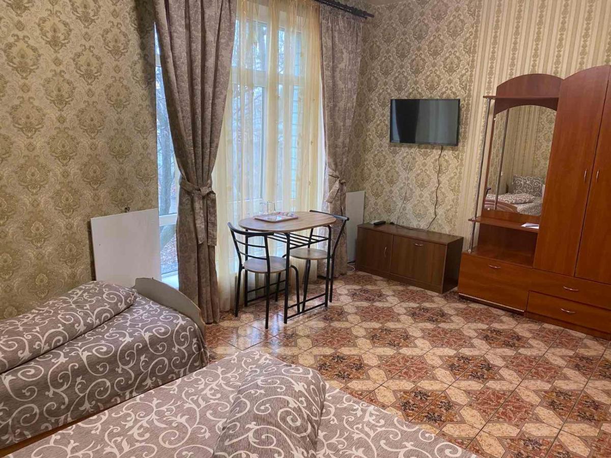 4 Seasons Hotell Boryspil Eksteriør bilde