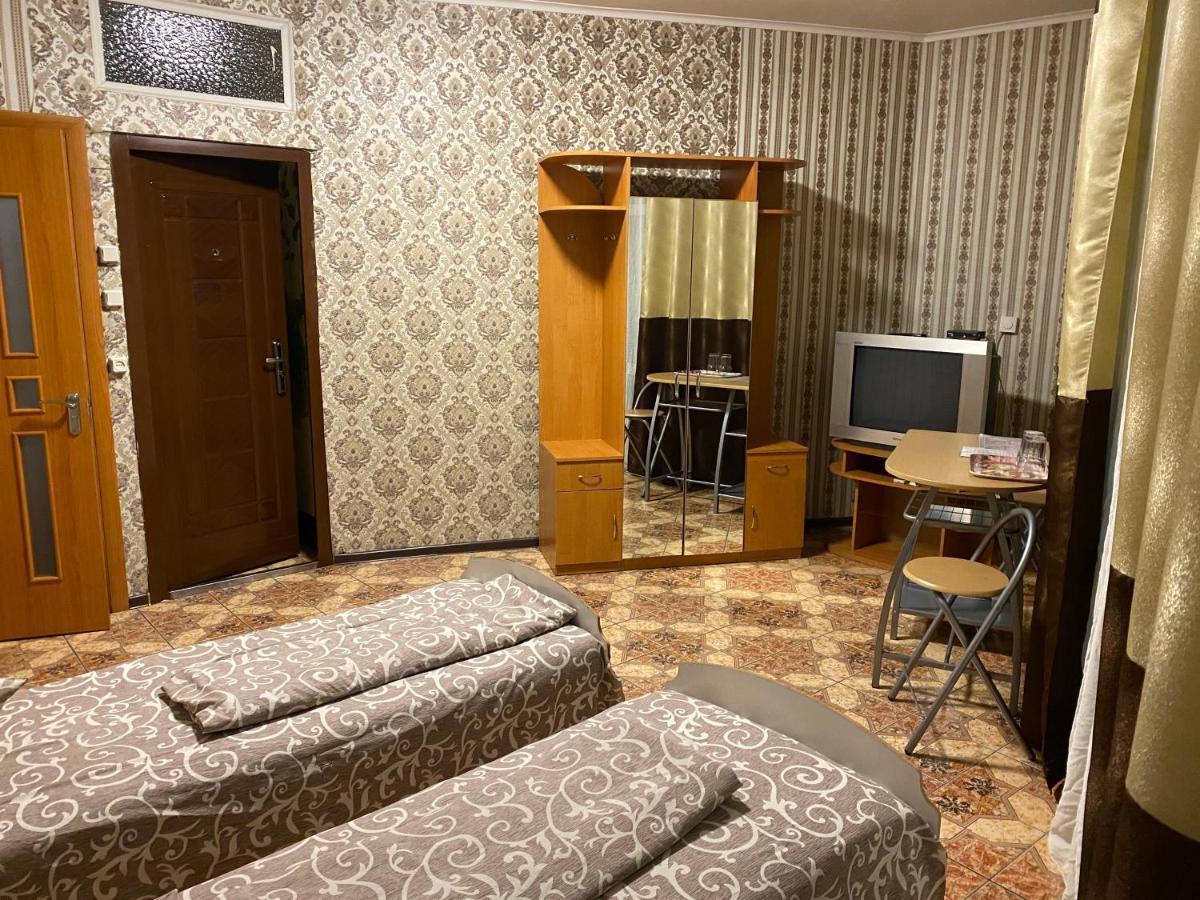 4 Seasons Hotell Boryspil Eksteriør bilde