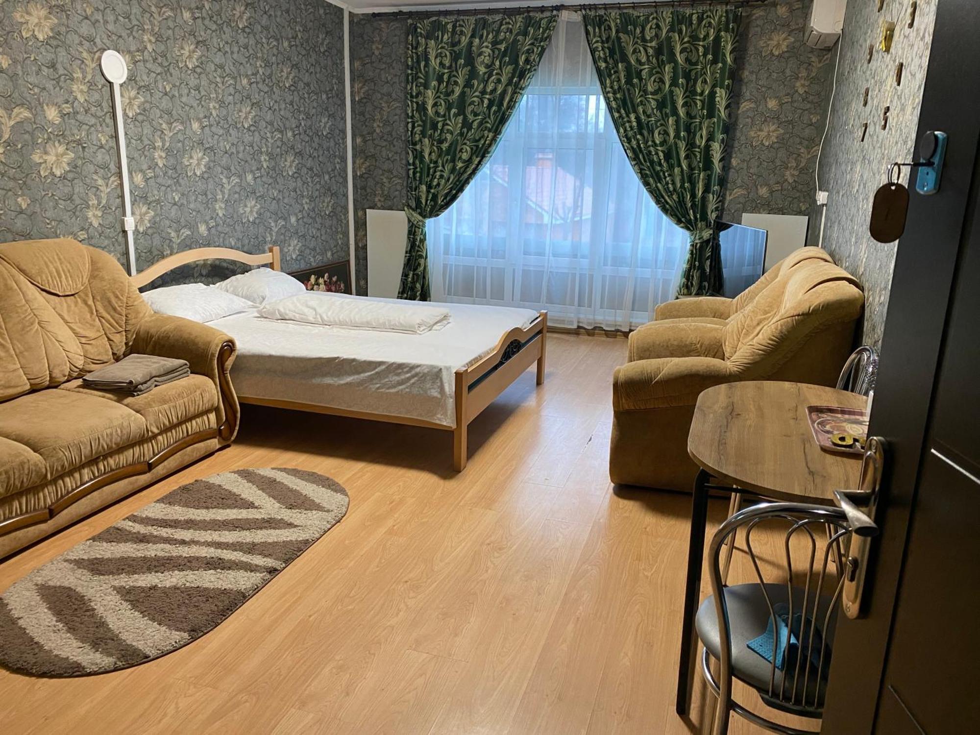 4 Seasons Hotell Boryspil Eksteriør bilde